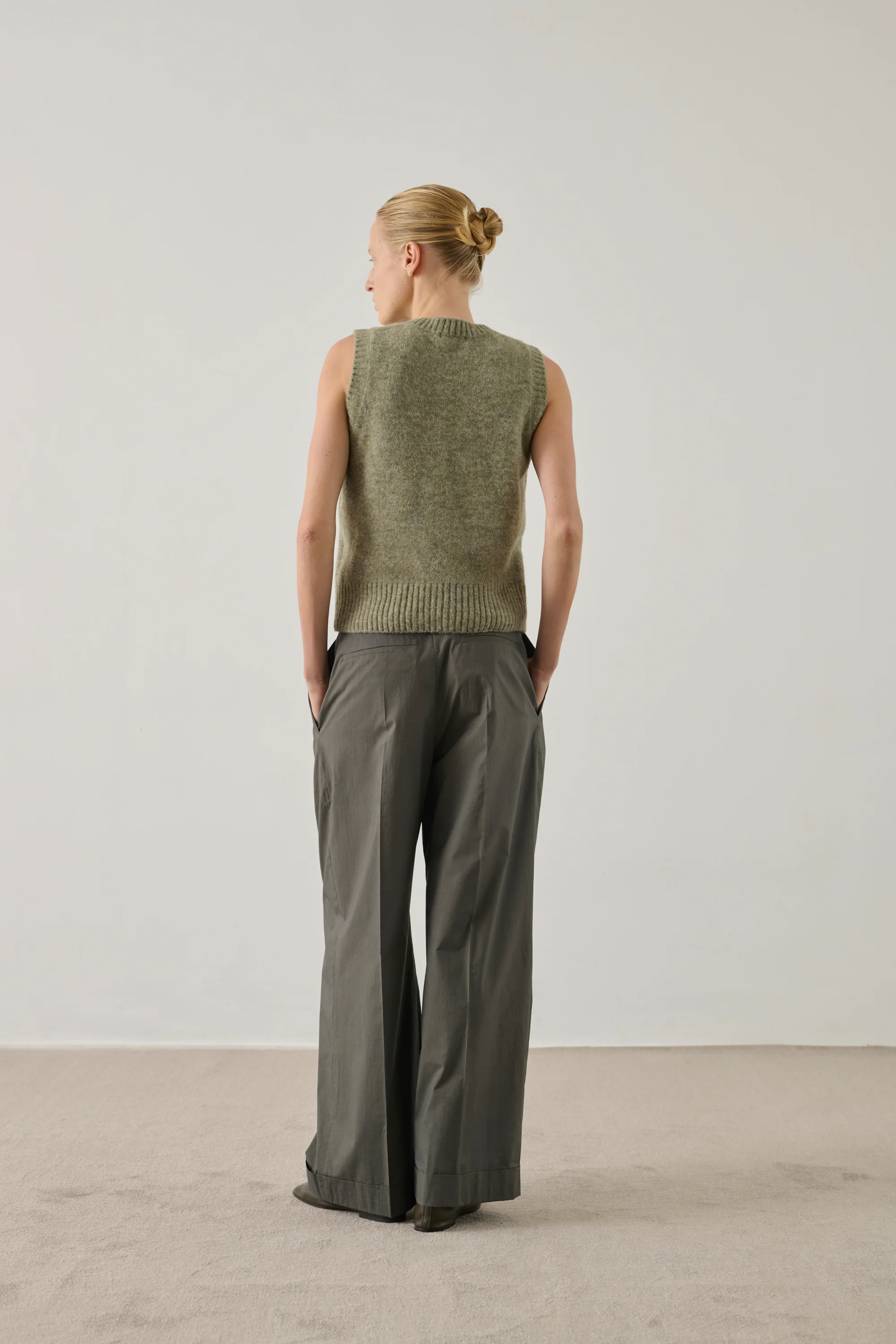 GREEN NAMASTE PULLOVER - Image 5
